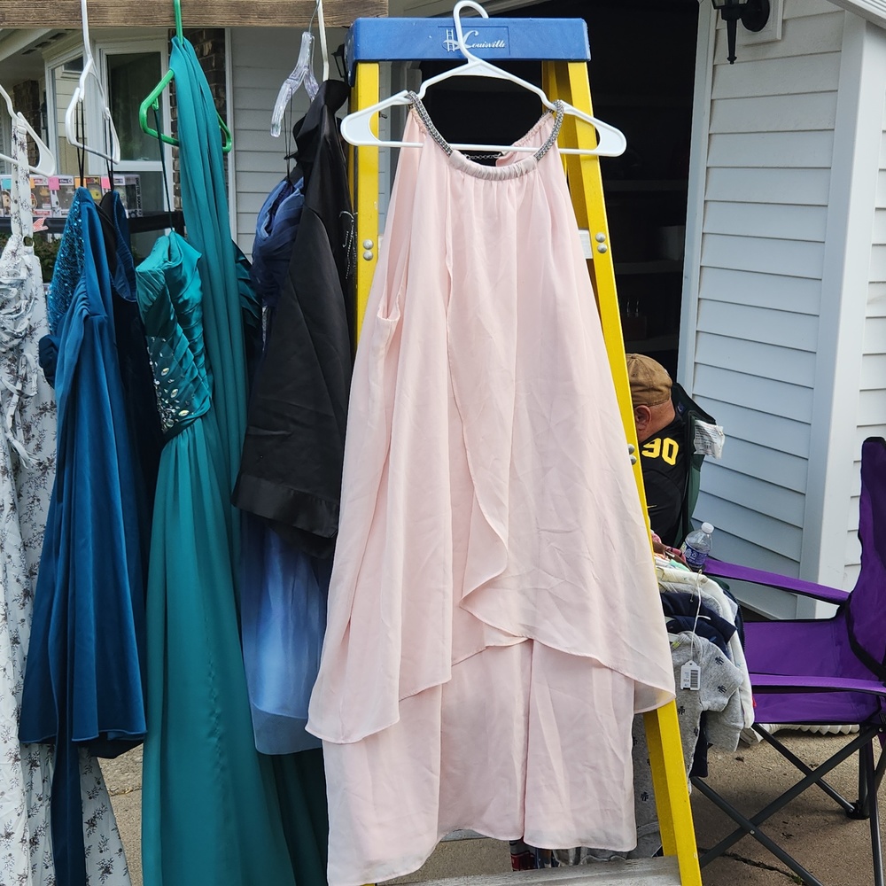 SIZE 16 PINK DRESS